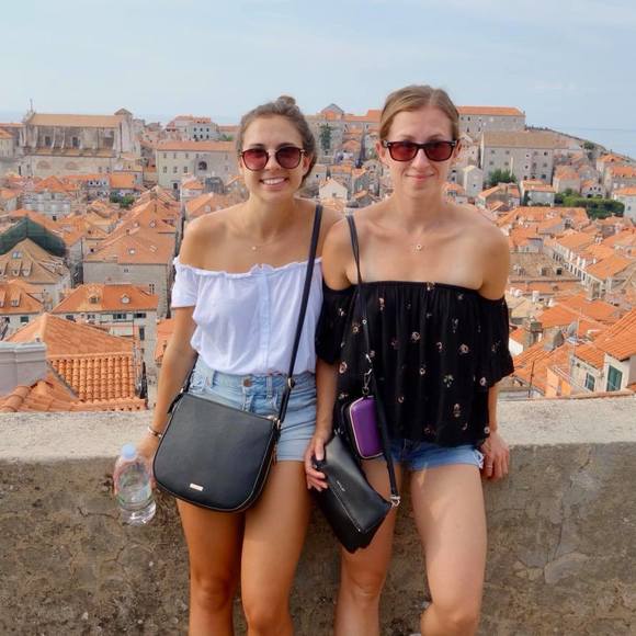 Meet your Posher, Theresa - Picture 1 of 1